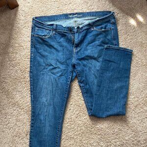 Old Navy Sweetheart Jeans